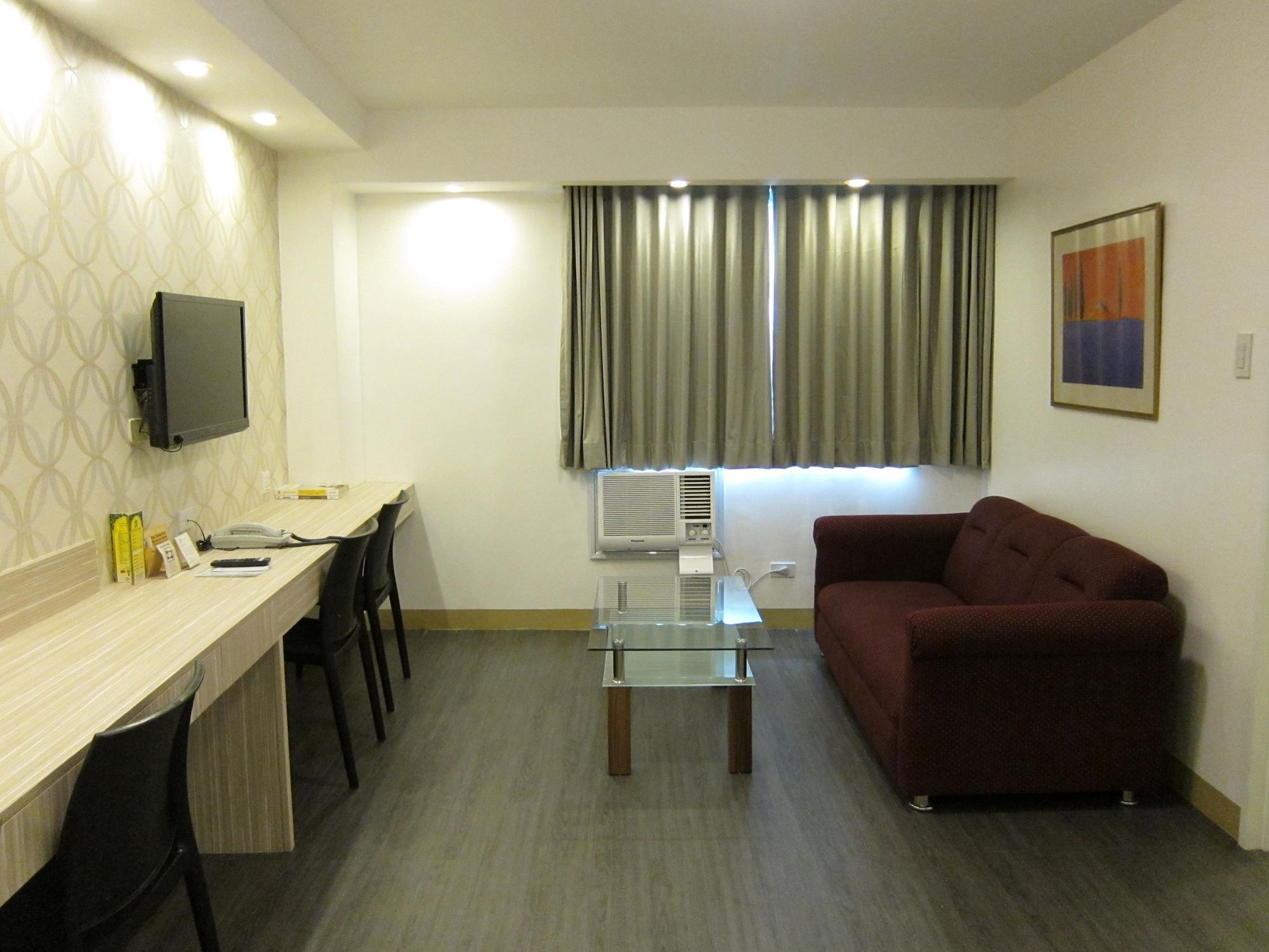 The Charter House Hotel Makati City Luaran gambar