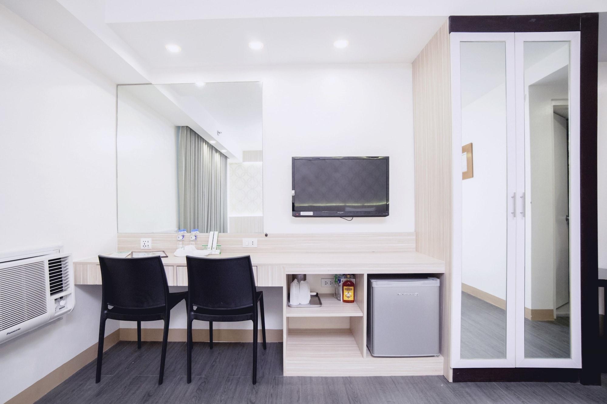 The Charter House Hotel Makati City Luaran gambar