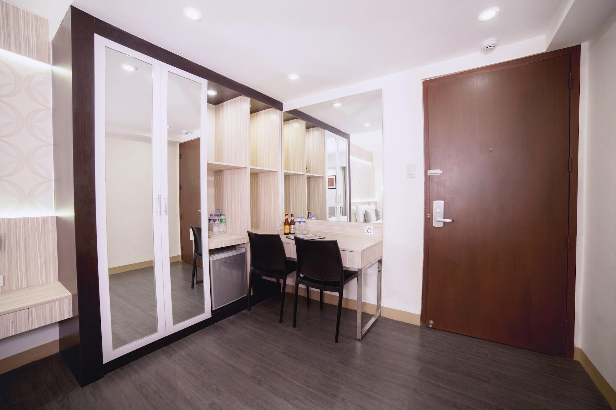 The Charter House Hotel Makati City Luaran gambar