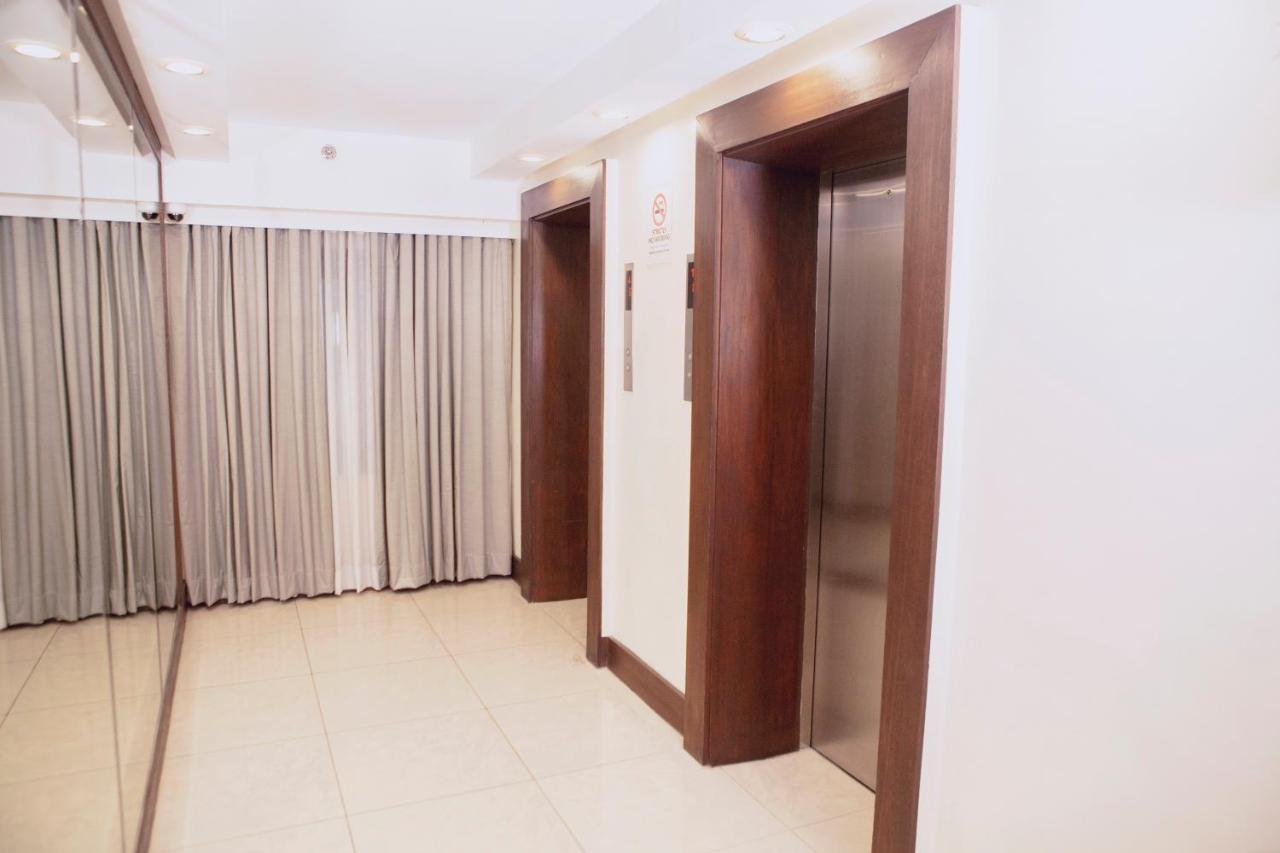 The Charter House Hotel Makati City Bilik gambar