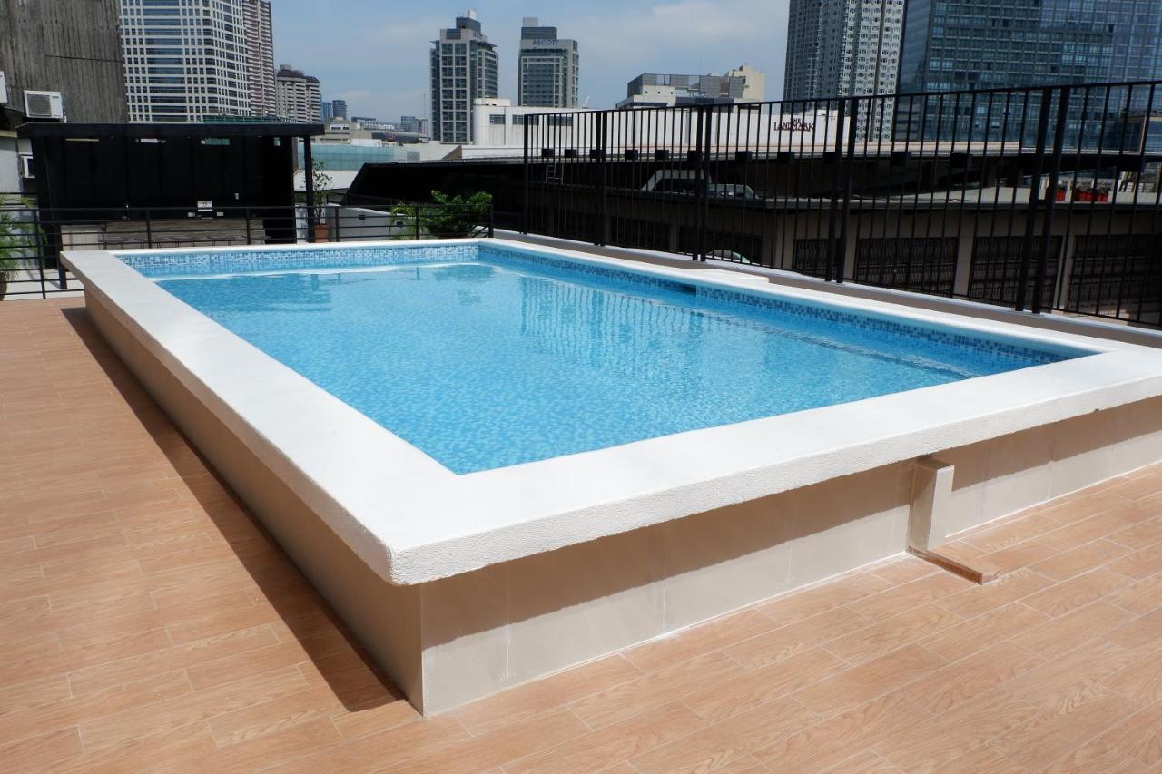 The Charter House Hotel Makati City Luaran gambar